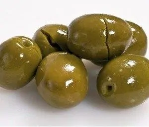 Green Cracked Olives